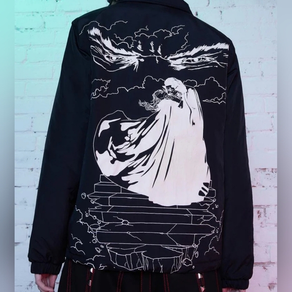 DOLLS KILL DRACULA COAT! - Picture 2 of 9